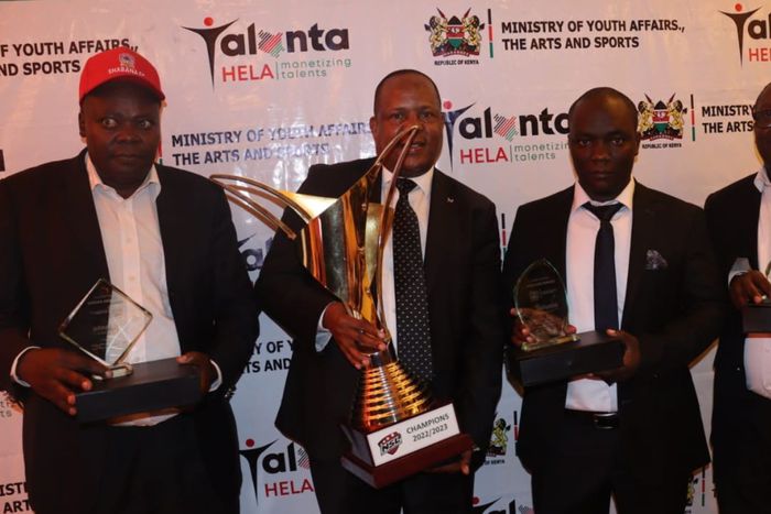 Shabana FC officials.