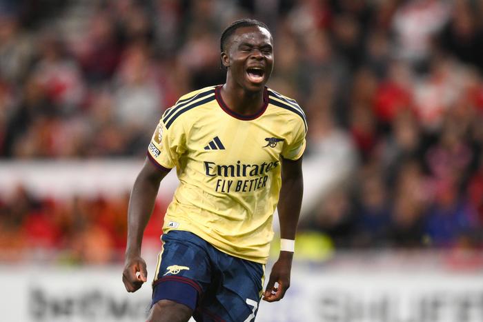 Saka scores from the penalty spot to make it 2-0 for the Gunners || Imago