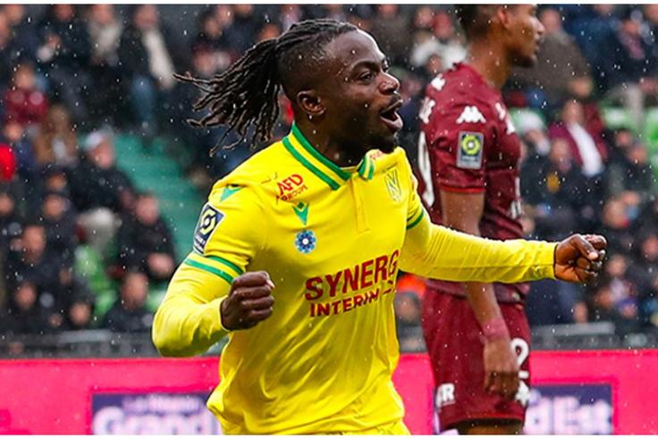 Moses Simon celebrating a goal for Nantes.