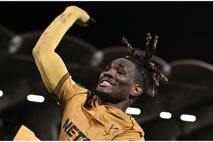 AFCON 2025 snub? No wahala: Uche fires back at Eric Chelle with BRUTAL first Crystal Palace goal