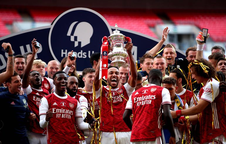 Aubameyang leads Arsenal to FA Cup glory || imago