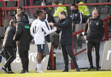 Steven Gerrard could reunite with Super Eagles star Joe Aribo