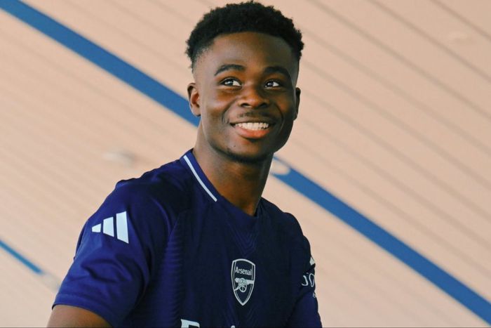 Arsenal star Buka Saka is set to be out for an extended time, with 8 weeks expected for injury recovery.