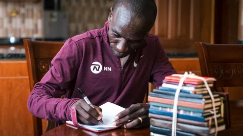 7 things Eliud Kipchoge does in training that have made him the GOAT marathoner