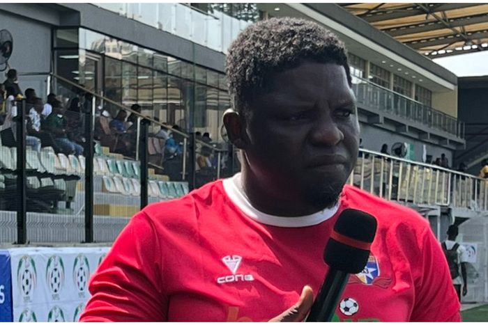 Daniel Ogunmodede apologises to fans.