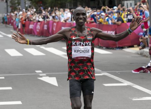 Eliud Kipchoge is set to take to the streets in London marathon