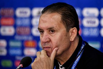 Esperance coach throws in the towel after embarrassing loss to Al Ahly