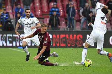 Salernitana steal three points with extra time winner against Atalanta