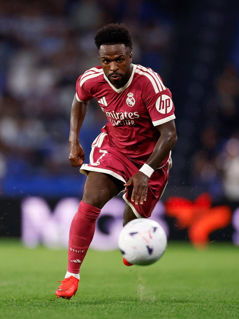 Vinicius Junior chases the ball during the game.