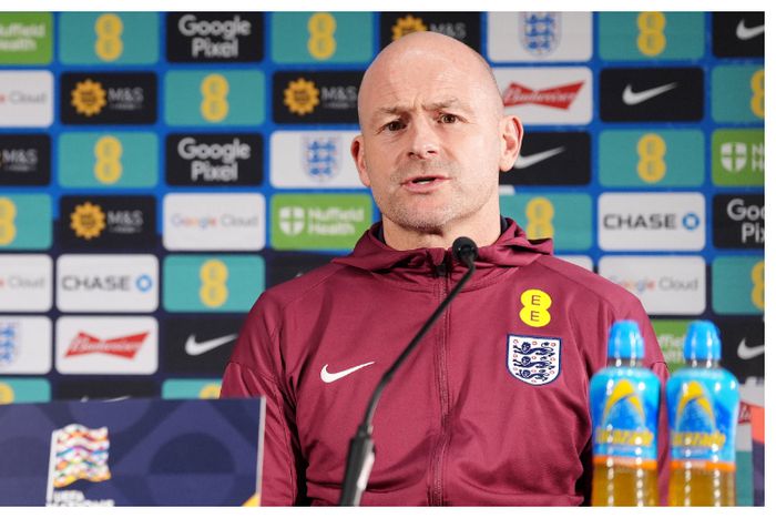 England's head coach reveals he did not apply for England position