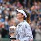 'I realised we were an ideal couple' - Former tennis champion ties the knot with a fan she met on the street