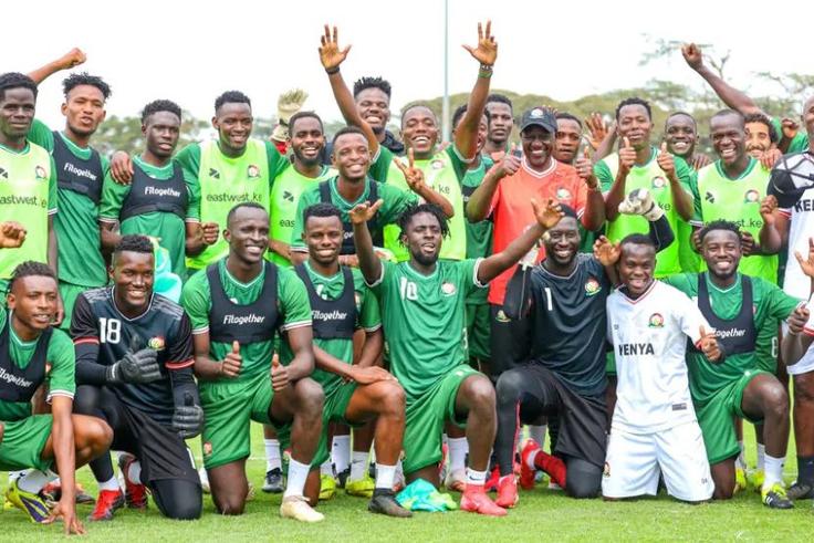 Harambee Stars Goalkeeper Gives President Ruto His Flowers Following CHAN 2024 Support
