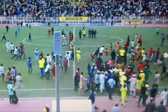 See what Super Eagles captain Ahmed Musa has to say after Kano Pillars fans beat the referee in NPFL game against Shooting Stars.