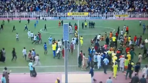 Chaos Erupts in Kano: Pillars Fans Invade Pitch, Super Eagles Captain Apologizes