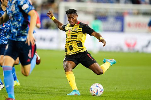 Abdul Fatawu Isshaku playing for Ghana