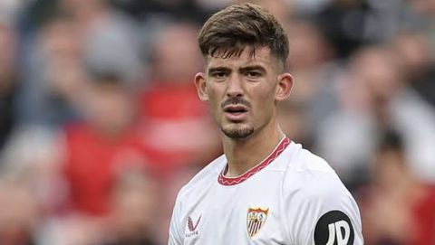 Sevilla defender arrested for deliberately picking up 7 yellow cards in major betting scandal