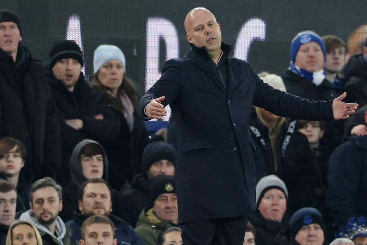 5 weaknesses in Arne Slot's Liverpool that Newcastle and PSG defeats revealed