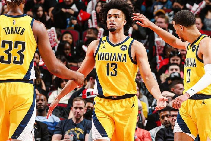 Nigeria's Jordan Nwora continues to blend with the Pacers, impressive in the win against the Thunder.