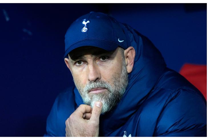 Tottenham manager reveals what he told his team after struggling season