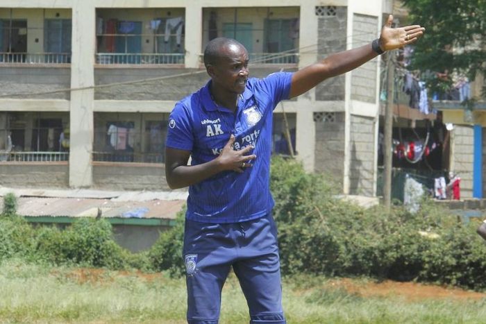 Bandari head coach Anthony Modo Kimani issuing instructions.