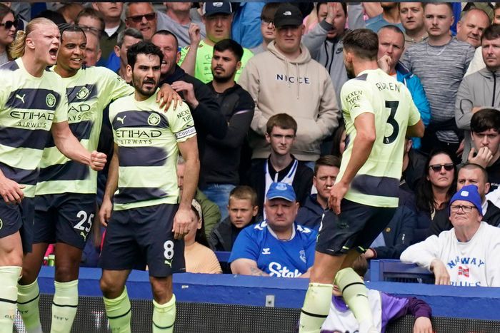 Ilkay Gundogan celebrates Manchester City goal.