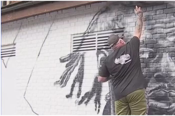 The mural of Eberechi Eze ahead of the EURO 2024.