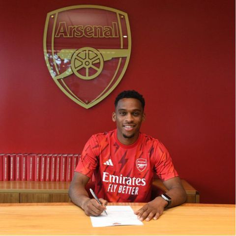 Timber: Arsenal confirm second signing