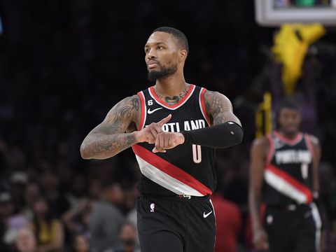 Miami willing to offer 3 first-round picks and Tyler Herro for Damian Lillard