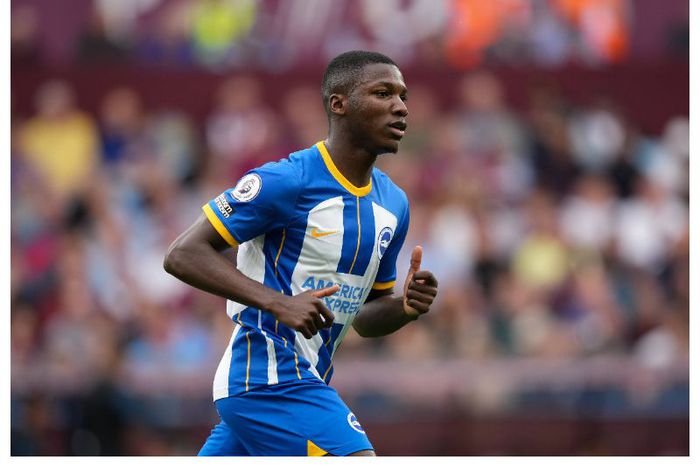 Brighton midfielder Moises Caicedo could be at the centre of a bidding war between Chelsea and Liverpool
