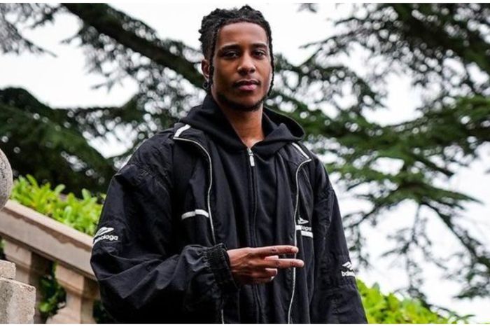 The one who slip away from Nigeria, Michael Olise, now plays for France's under-23s.