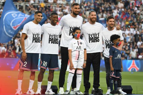 Messi gets rapturous reception before watching PSG beat Strasbourg