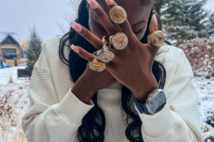 Julien Alfred: Net worth, age, coach, social media influence & background