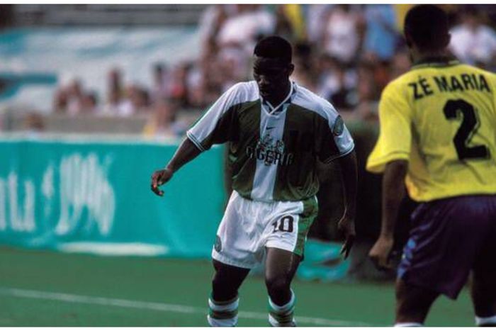 Jay Jay Okocha at the Olympics against Brazil | Imago