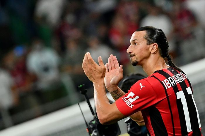 Ibrahimovic wants to continue playing football