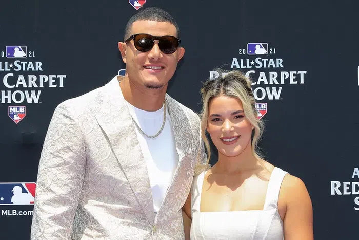 Yainee Alonso and Manny Machado