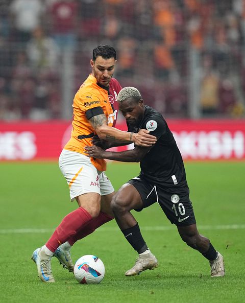 Nigeria's Olawoyin Ibrahim (in black) couldn't inspire Rizespor.