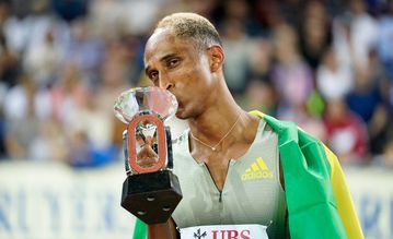 Brazil's Alison Dos Santos coasts to Diamond League 400mH trophy as Jamaica's Roshawn Clarke falters