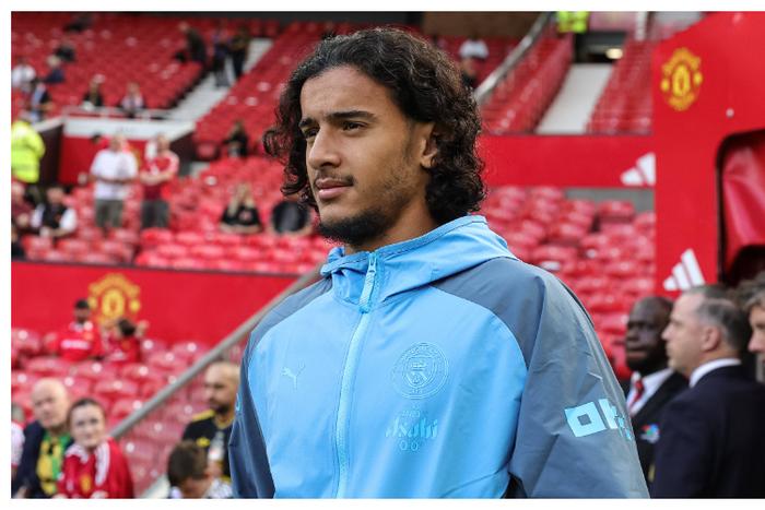 Sunderland defender slams ‘senseless' Bouaddi’s transfer fee