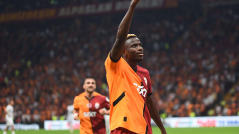 'Even if there's a clause' — Galatasaray coach inadvertently opens door for Chelsea, but insists Osimhen will stay at the club