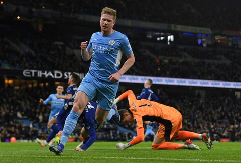 Man City rout Leeds with magnificent seven as virus fears mount