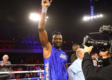 Efe Ajagba defeats Stephan Shaw via unanimous decision in New York