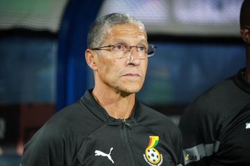 AFCON 2023: Fan attacks Ghana head coach Chris Hughton after Cape Verde defeat