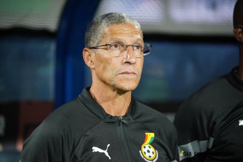 AFCON 2023: Fan attacks Ghana head coach Chris Hughton after Cape Verde defeat