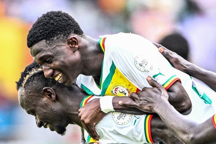 Lamine Camara and Sadio Mane celebrate Senegal's opening goal | Imago