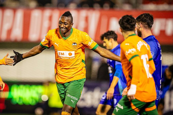 Super Eagles star Sadiq Umar scores 1st goal for Valencia in Copa del Rey win against Ourense.
