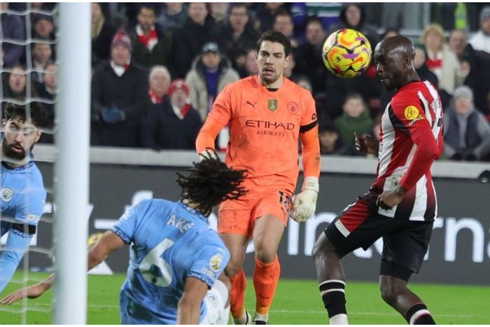 History maker Yoane Wissa becomes Brentford's top scorer!