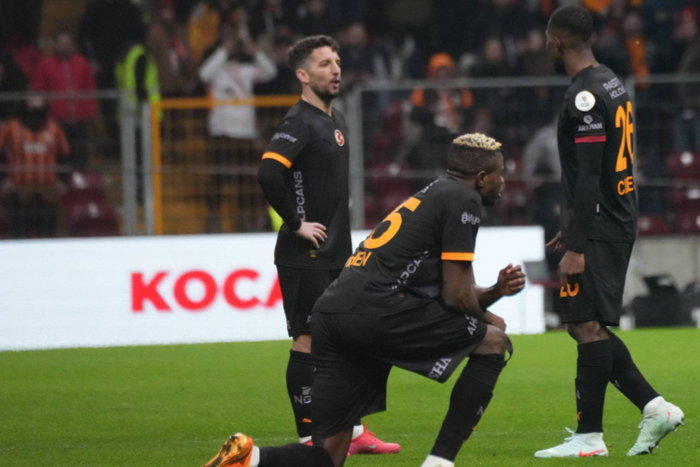 Victor Osimhen of Galatasaray during the Turkish Super League match between Galatasaray and Adana Demirspor at Rams Park Stadium on February 9, 2025 in Istanbul, Turkey. Istanbul Turkey Copyright: xSeskimphotox