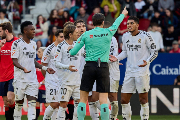 Jude Bellingham of Real Madrid CF after receiving a red card and being sent off Osasuna v Real Madrid, La Liga, Football, El Sadar Stadium, Pamplona, Spain - 15 Feb 2025 || Image credit: Imago