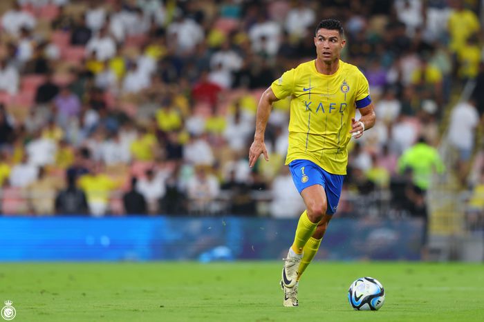 3 game winless games for Al Nassr ends as Cristiano Ronaldo scores penalty in  1-0 win against Al-Ahli.