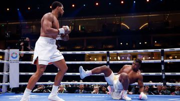 Anthony Joshua helps repays Kamaru Usman for Francis Ngannou